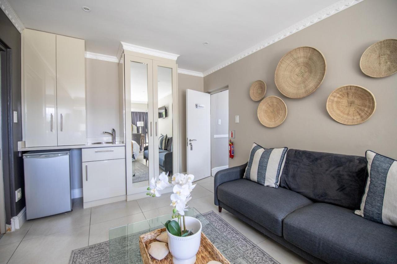Oceana Palms Luxury Guest House กอร์ดอนส์เบย์ ภายนอก รูปภาพ
