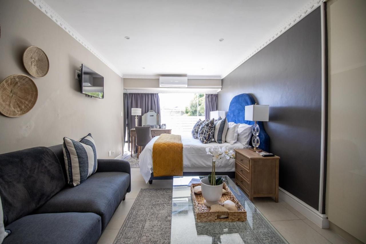 Oceana Palms Luxury Guest House กอร์ดอนส์เบย์ ภายนอก รูปภาพ