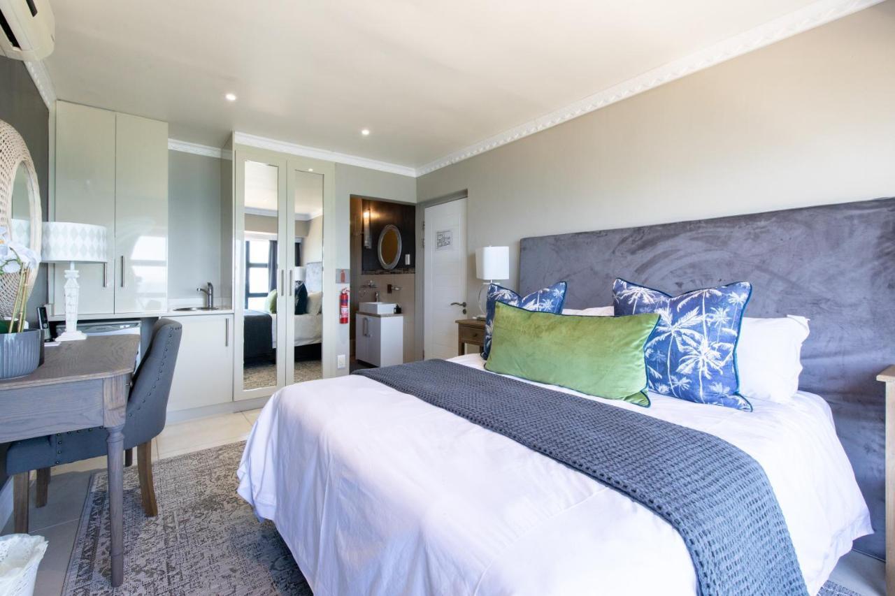Oceana Palms Luxury Guest House กอร์ดอนส์เบย์ ภายนอก รูปภาพ