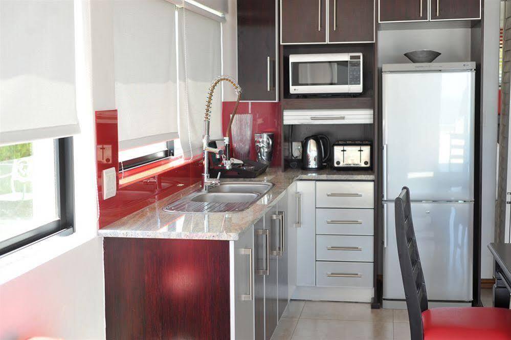 Oceana Palms Luxury Guest House กอร์ดอนส์เบย์ ภายนอก รูปภาพ